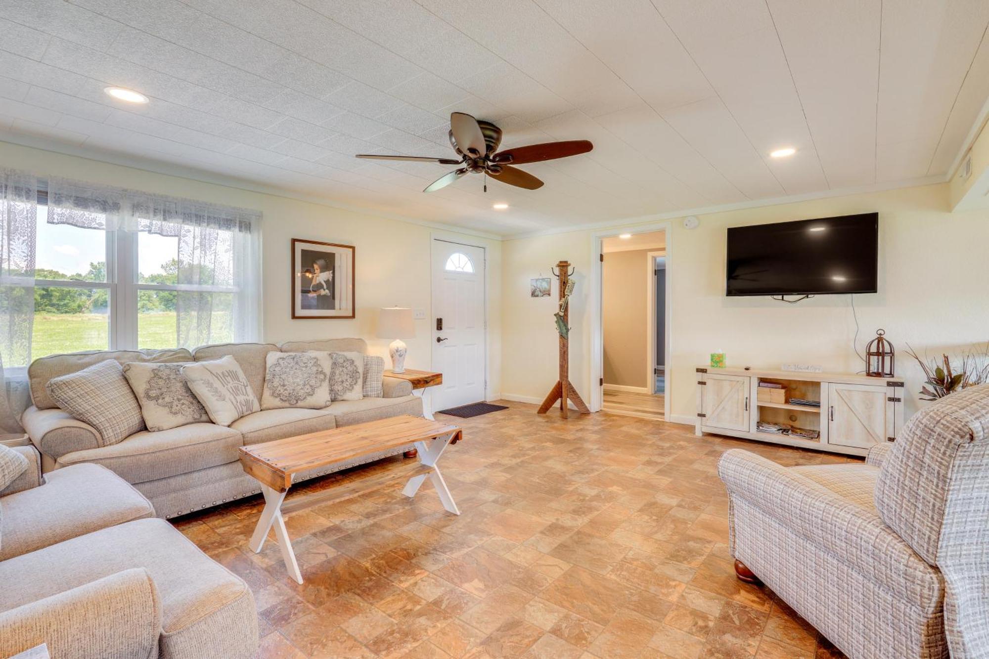 Howe Retreat With Fire Pit And Private Boat Dock! Εξωτερικό φωτογραφία